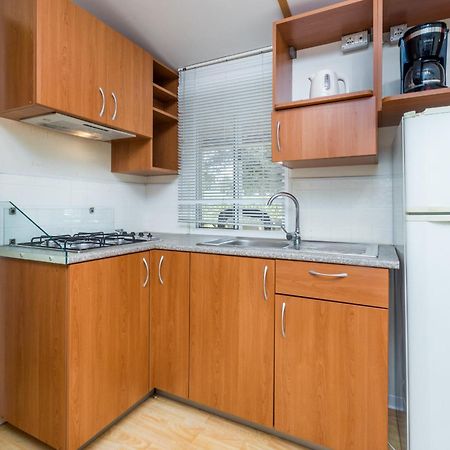 Camping Adria Mobile Homes In Brioni Sunny Camping PUY Eksteriør bilde