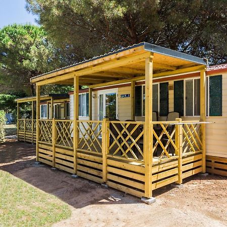Camping Adria Mobile Homes In Brioni Sunny Camping PUY Eksteriør bilde